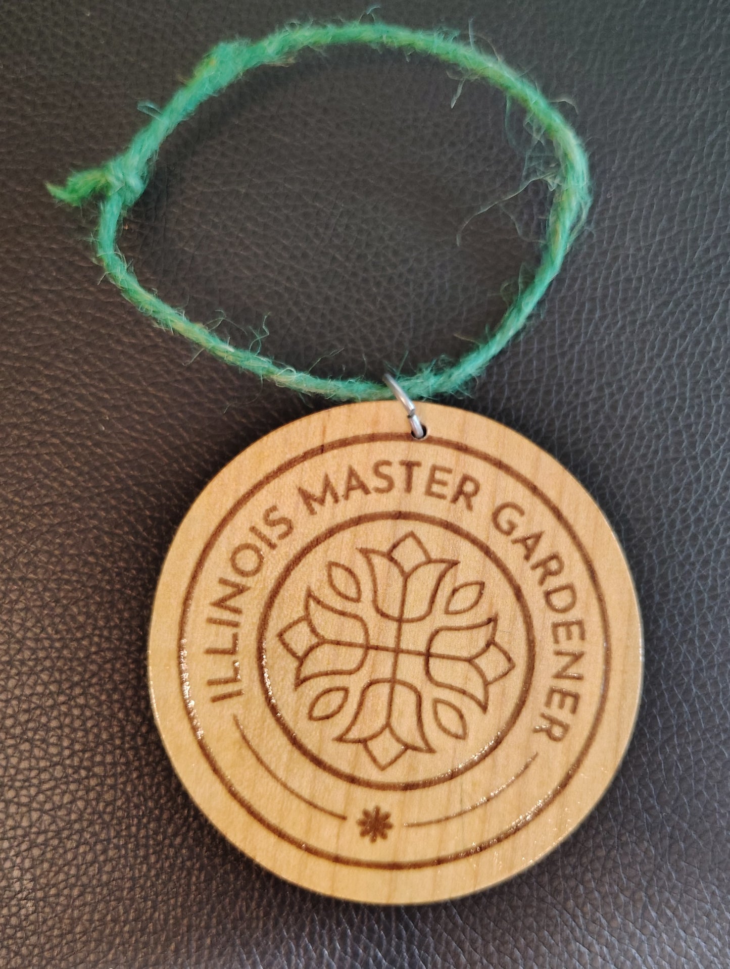 Christmas Tree Ornament: Illinois Master Gardener