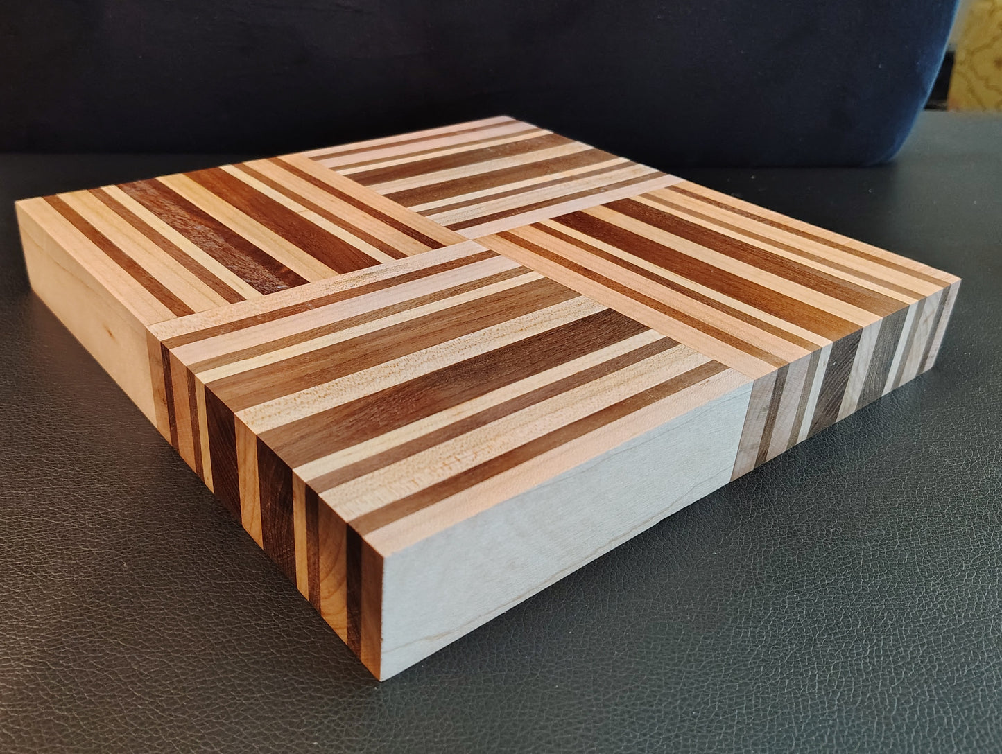 Edge-Grain Butcher Block: Walnut/Maple