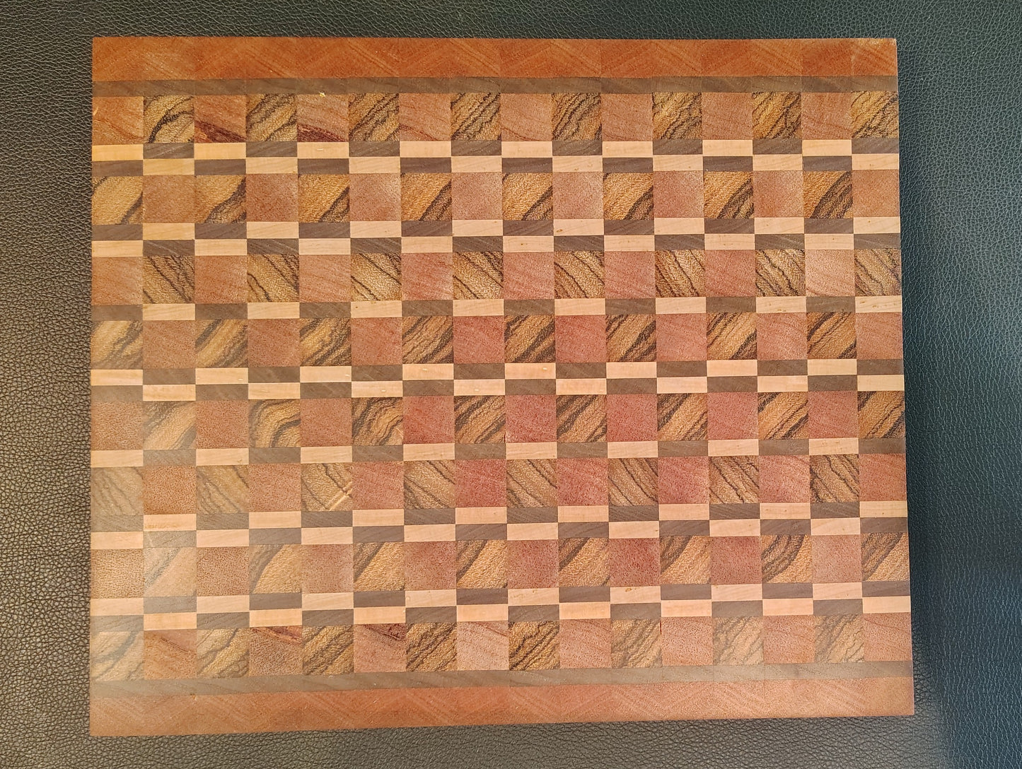 End-Grain Cutting Board: Mahogany/Zebra Wood/Walnut/Maple